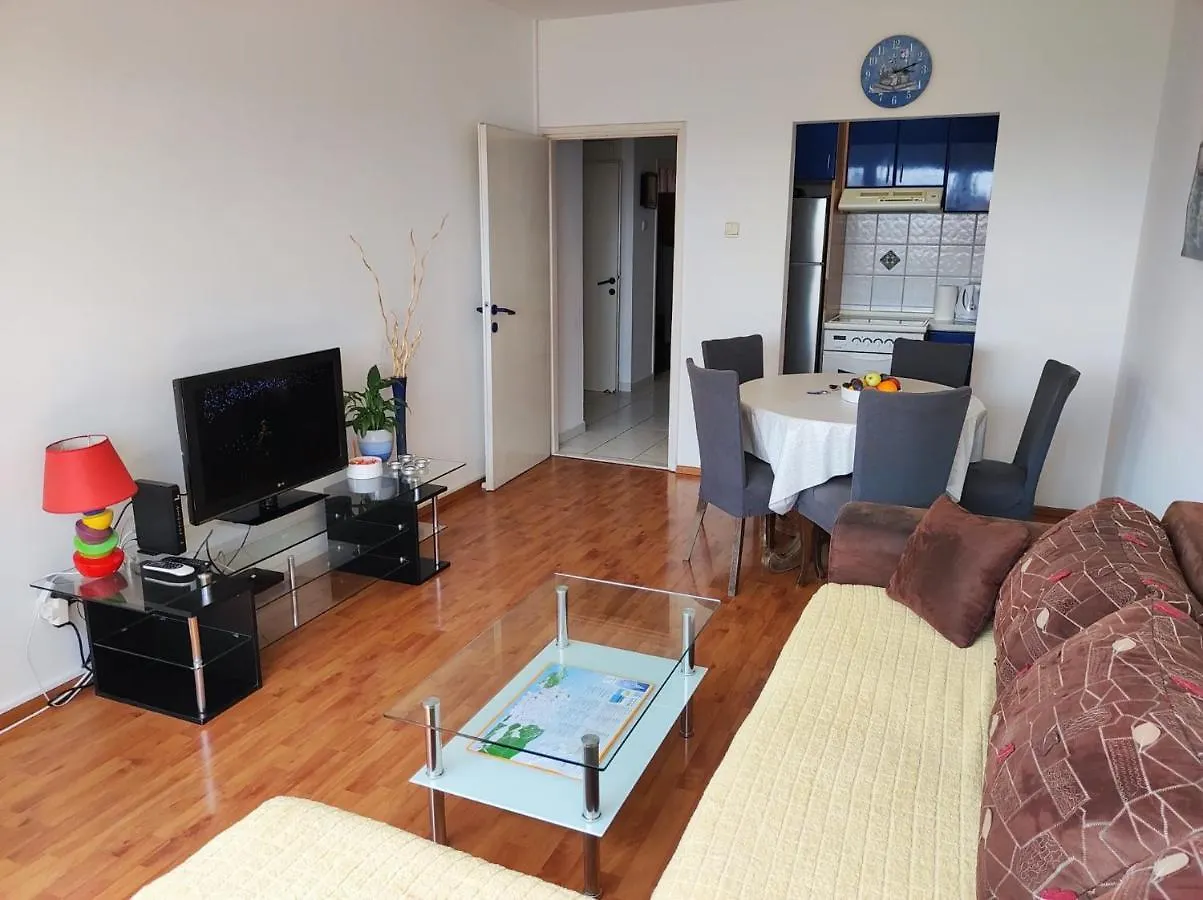 Apartment Apartman Lara Split